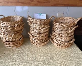 Lot 4888. $48.00 Lot of various sized Baskets, including: 29 Round Baskets and several Oval Baskets with 2 Handles, 2 Oval Baskets with Handles.  