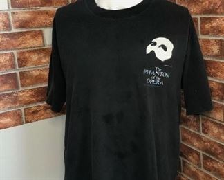 Lot 22 
Vintage 1986 Phantom Of The Opera Shirt Size XL Movie Promo Tee Size XL
cool shirt has some wear, has fading, couple circle spot stains $4