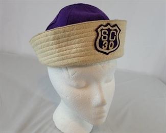 Lot 32 
Vintage old felt has some wear unique cool hat $8
