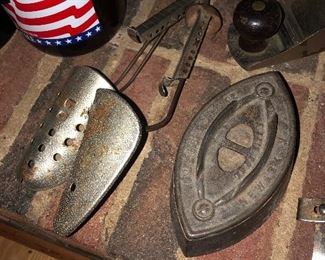 Vintage shoe shine items and iron