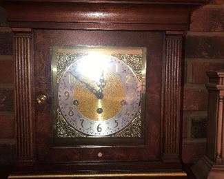 Very nice working Howard Miller clock