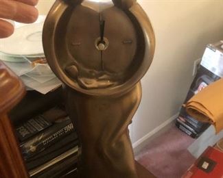 Call MCM style clock