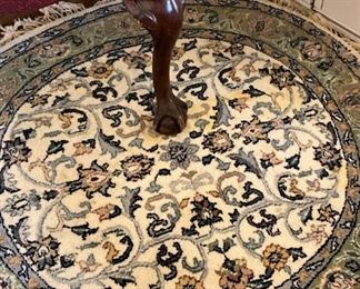 3 feet round rug (as is)