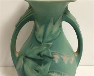 Roseville Pottery "Bleeding Heart" Vase