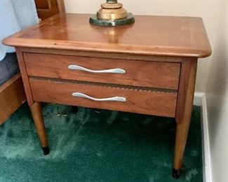 Pair Mid Century End Tables Night Stands