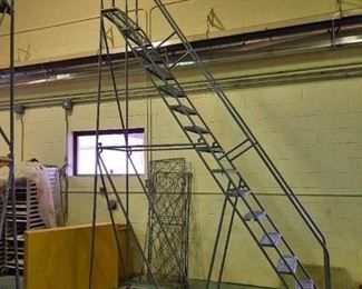 15step rolling ladder