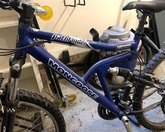 Mongoose Pathfinder mountain bike