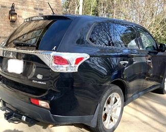 2014 Mitsubishi Outlander with 103,200 miles