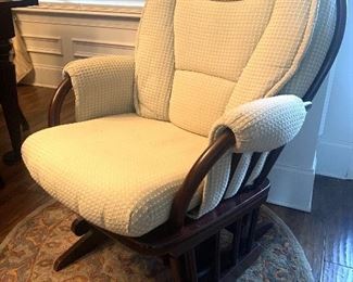 Dutailiar glider chair