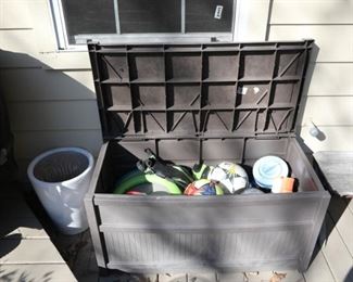 Plastic chest and outdoor/pool toys