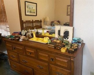 DRESSER AND MIRROR/ COLLECTION OF SMALL BOXES/CROWN DUCAL YELLOW DRESSER SET 