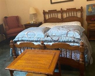 HARD ROCK MAPLE DOUBLE BED/ PR. NIGHT STANDS/BAMBOO TWO TIER SIDE TABLE