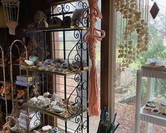 Crystals, Geodes, Wind chimes, Shells 