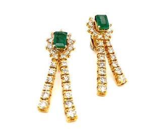 6.19 Carat Natural Emerald in a Fancy 1.00 Carat Diamond Estate Ring in Platinum; $19,500 Retail