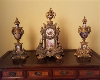 Garniture set