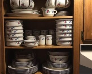 Set of Lenox Poppies on Blue Dinnerware