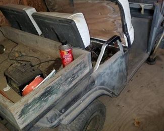 electric golf club car with rear storage bed