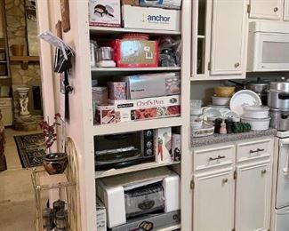 SMALL KITCHEN APPLIANCES NEW IN THE BOX