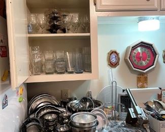 STAINLESS STEEL BOWLS ETC,