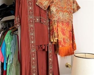 AUTHENIC INDIA LADIES CLOTHING