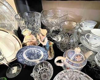 BLOCK CRYSRAL PITCHER AND VASES