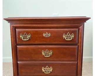 Traditional Style Cherry Colored Nightstand with Gold Accents
