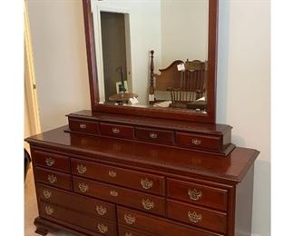 Traditional Style Cherry Colored Wooden Dresser with Mirror