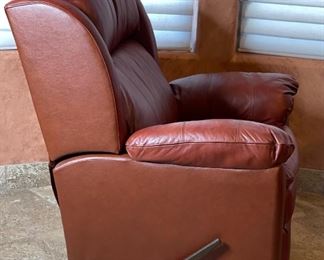 #1 Lane Furniture Leather Recliner 43x38x38in HxWxD