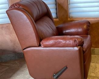 #2 Lane Furniture Leather Recliner 43x38x38in HxWxD
