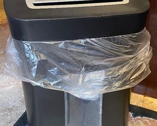 Shredder Essentials SES-M1050PB PAPER SHREDDER