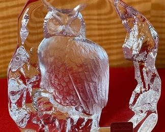 Matts Jonasson Owl Crystal Glass Sculpture Signed 6x5.25x1.5in HxWxD