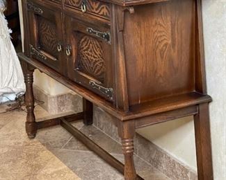 Antique Kuchins Furniture Oak Sideboard Cabinet 38x50x17in HxWxD