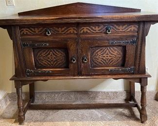 Antique Kuchins Furniture Oak Sideboard Cabinet 38x50x17in HxWxD