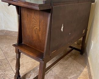 Antique Kuchins Furniture Oak Sideboard Cabinet 38x50x17in HxWxD