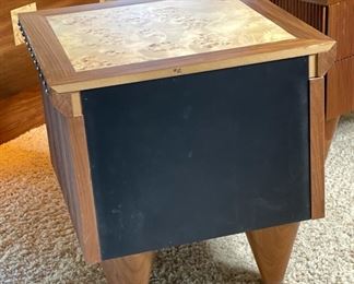 2pc Custom Made Walnut & Birdseye Maple Nightstands PAIR 24x24x24in HxWxD