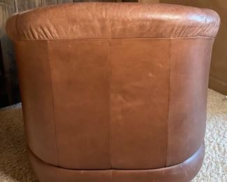 #2 Robb & Stucky Leather Club Swivel Chair 32x33x33in HxWxD