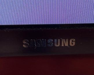 SAMSUNG 65in UHD 4K Smart TV UN65MU800D 32.75x57x2in HxWxD