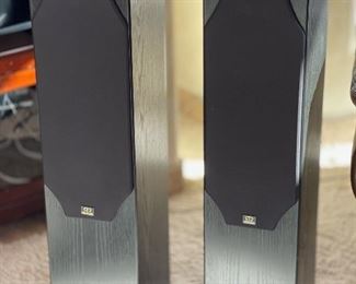 Monitor Audio Silver 9i Floor Standing Speakers Pair 37.5x8x10.5in HxWxD