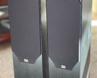 Monitor Audio Silver 9i Floor Standing Speakers Pair 37.5x8x10.5in HxWxD