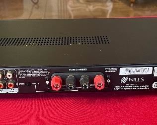 Niles Si-2100 2-channel Power Amplifier 2x17.5x14in HxWxD