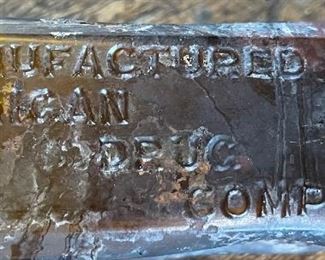 Antique Bryant's Root Beer Extract Bottle 4.5x1.5x1.5in HxWxD