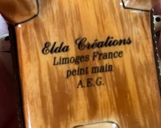 Limoges France Elda Creations Mini Artists Easel Porcelain figure 3x1.5x1.5in HxWxD