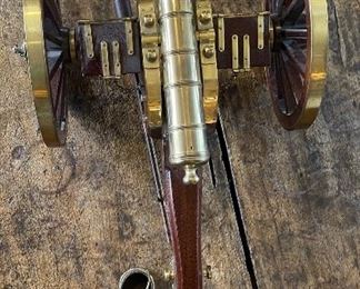 Model 68-pounder cannon East India Company Siege Gun 7x12x20in HxWxD