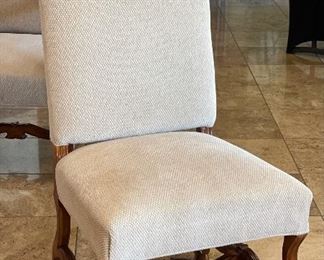 Robb & Stucky Amelia Dining Table & 6 Chairs Table: 30x48x96in