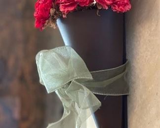 Wall Mount Rustic Floral Decor 3-head 30in long