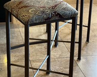 3pc Iron Counter Height Chairs Bar Stools 32x18x18in HxWxD