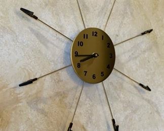Ofform German Clip Clock 16in Diameter