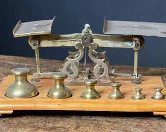 STS Antique English Postal Scale 4.25x9.5x5.25in HxWxD