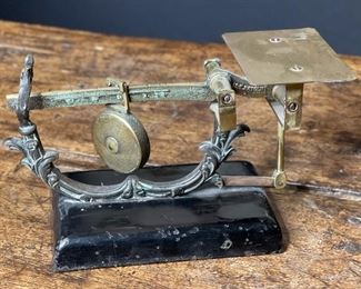 J&E Ratcliff Sliding Weight Postal Scale 4x7x3.5in HxWxD