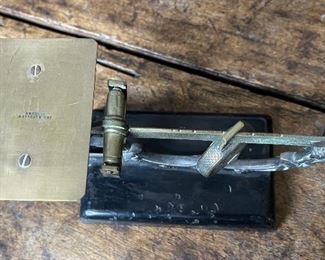 J&E Ratcliff Sliding Weight Postal Scale 4x7x3.5in HxWxD